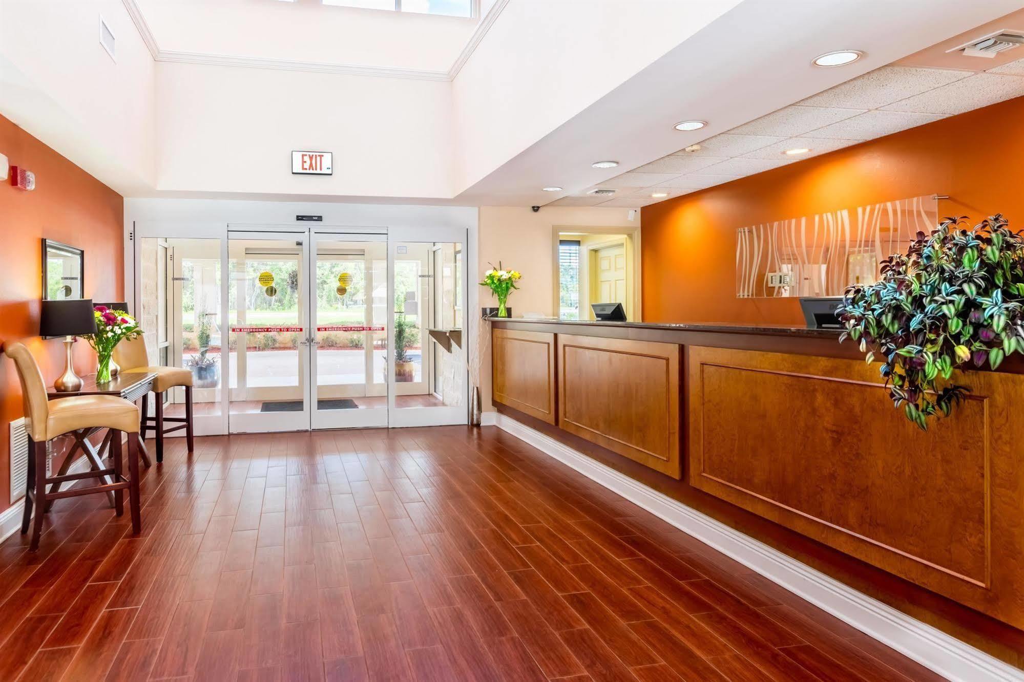 Best Western Milton Inn Экстерьер фото