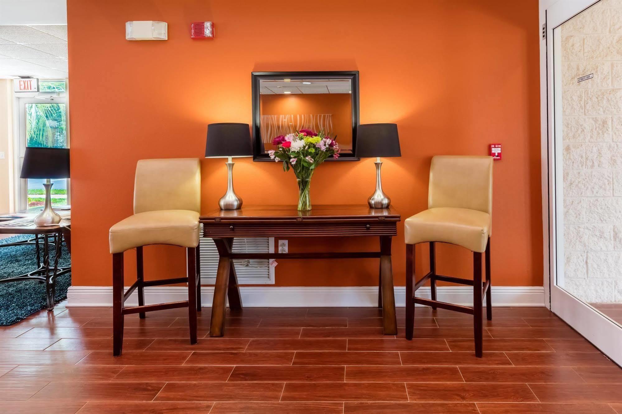 Best Western Milton Inn Экстерьер фото