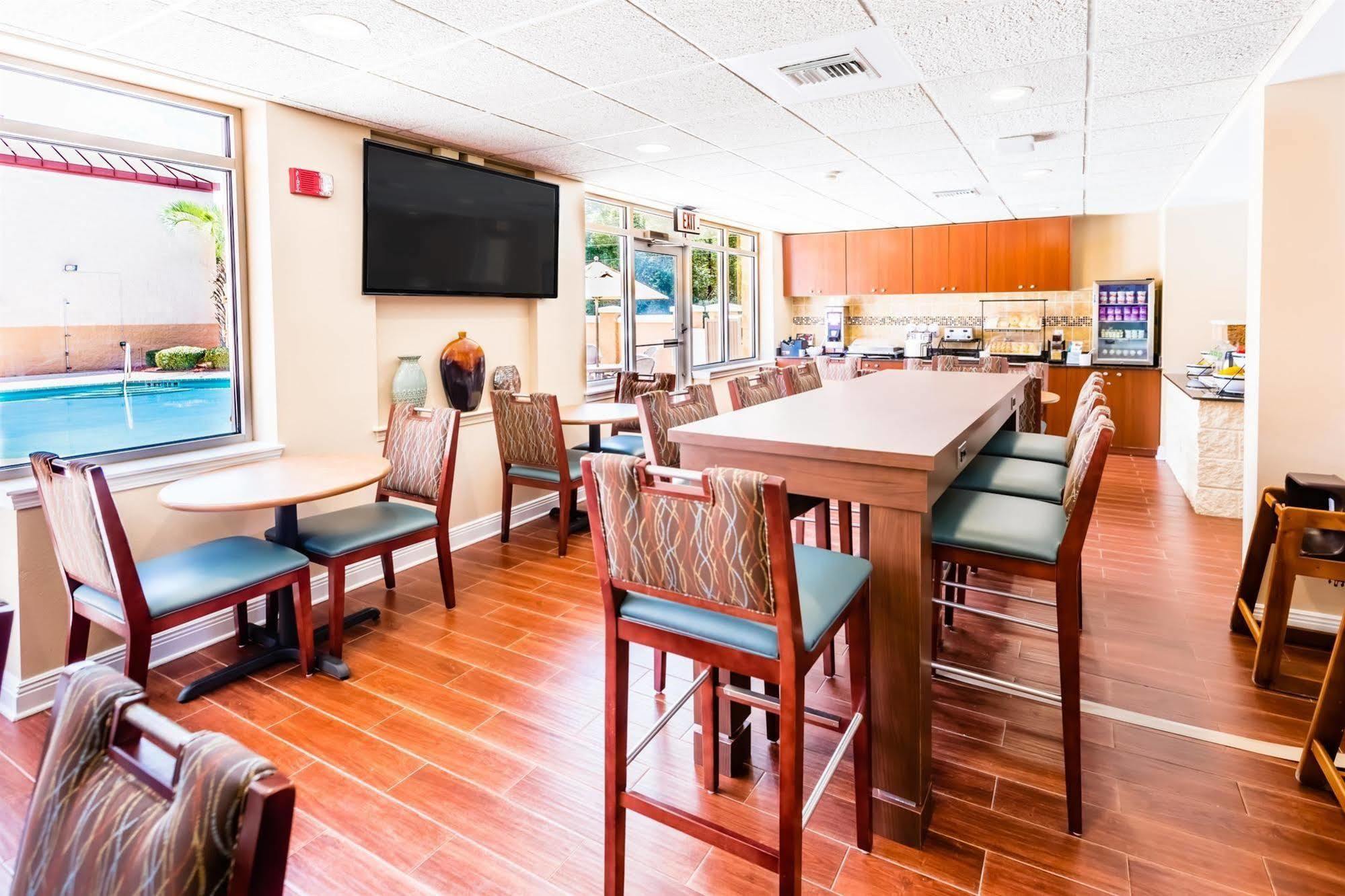 Best Western Milton Inn Экстерьер фото